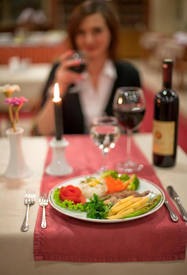 Sefa Hotel 1 צ'ורלו מראה חיצוני תמונה